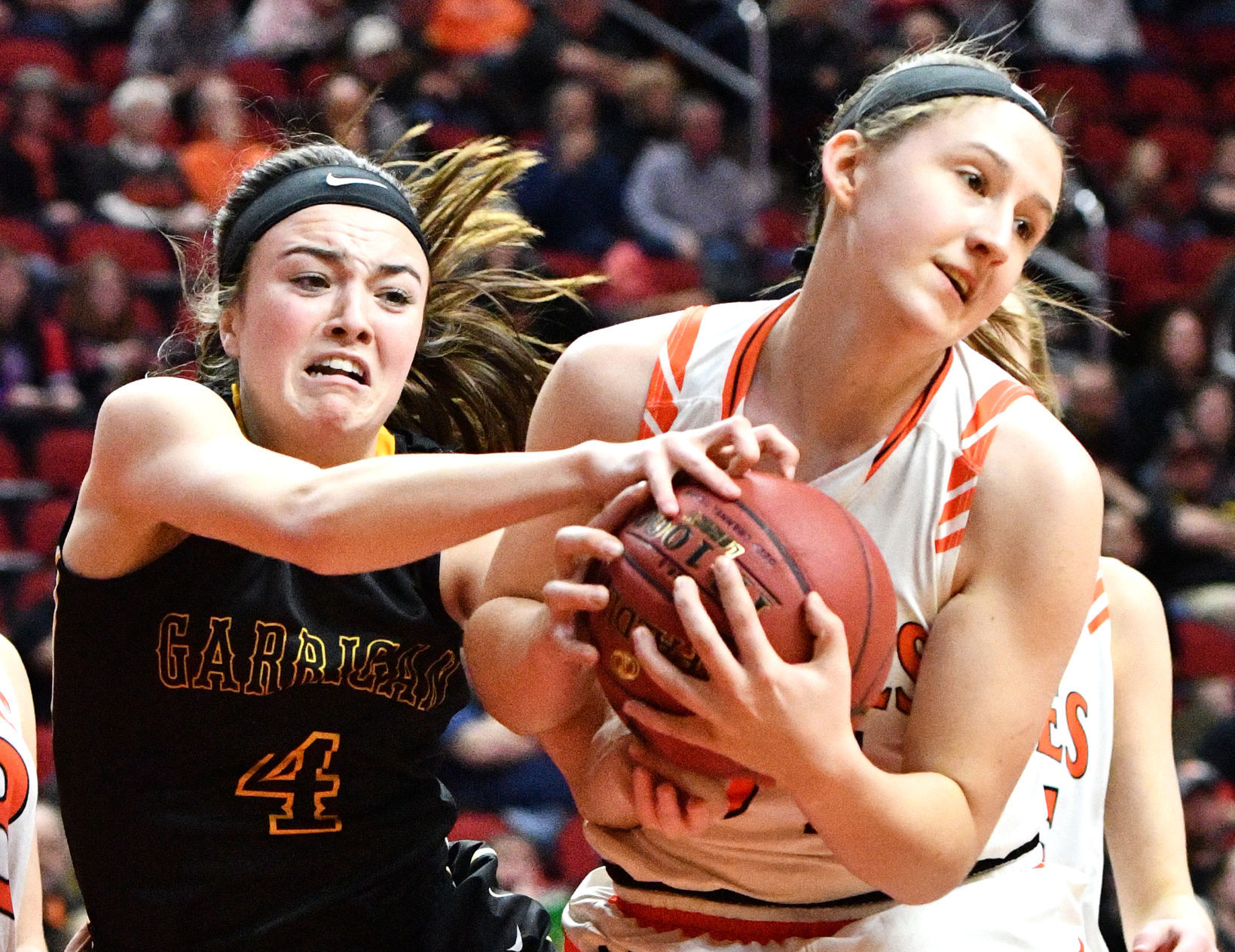 Bishop Garrigan vs Springville state basketball